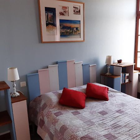 Chambres D'Hotes Sur La Courtine De Coucy Luaran gambar