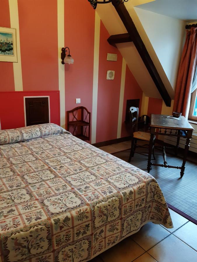 Chambres D'Hotes Sur La Courtine De Coucy Luaran gambar