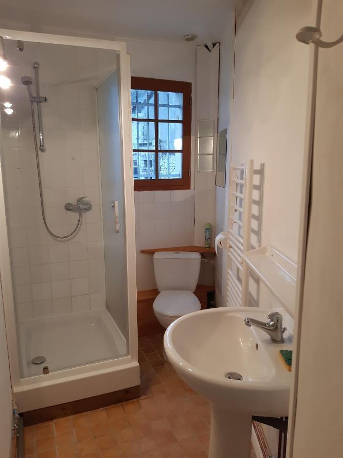 Chambres D'Hotes Sur La Courtine De Coucy Luaran gambar