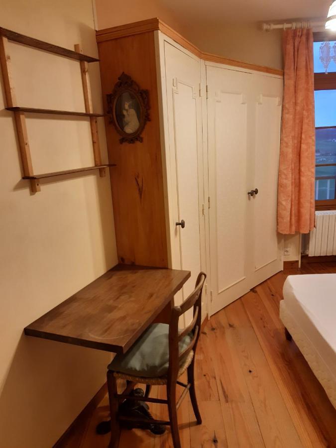 Chambres D'Hotes Sur La Courtine De Coucy Luaran gambar