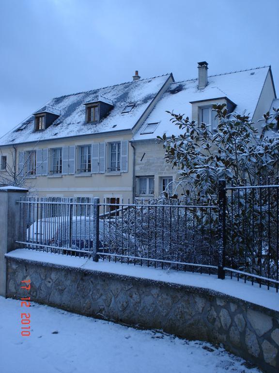 Chambres D'Hotes Sur La Courtine De Coucy Luaran gambar