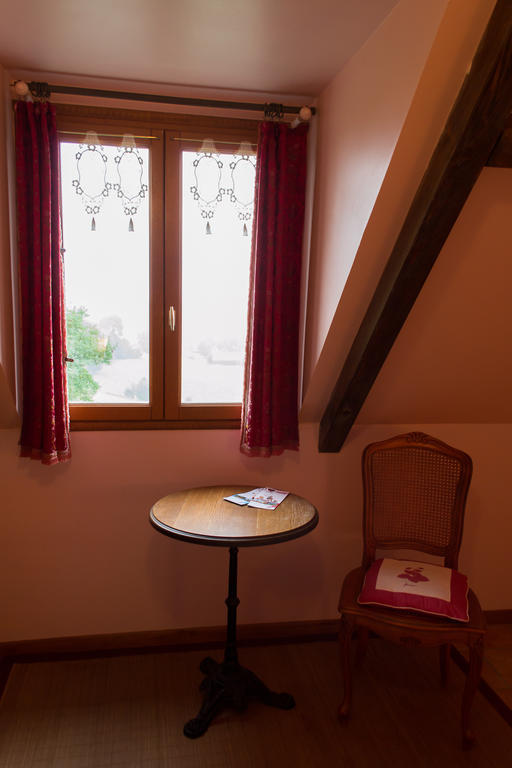 Chambres D'Hotes Sur La Courtine De Coucy Luaran gambar