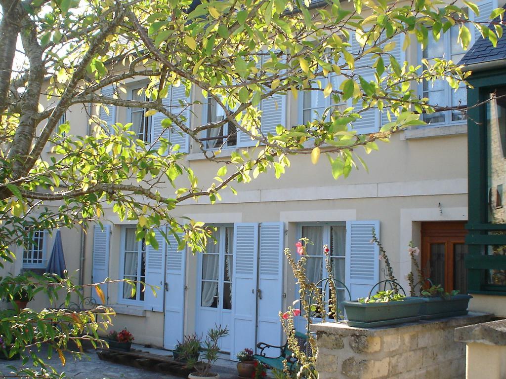 Chambres D'Hotes Sur La Courtine De Coucy Luaran gambar
